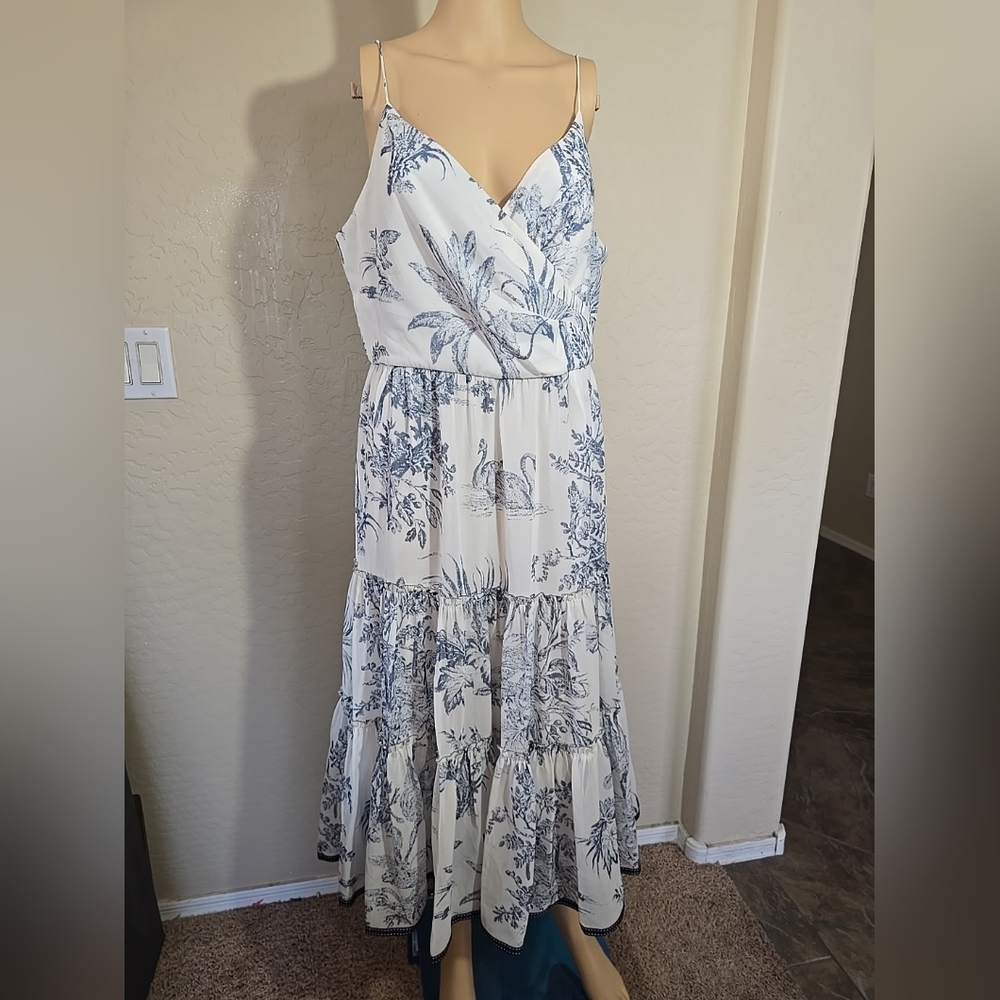 Sachin & Babi Dalia Tiered Botanical Print Midi Dress Size 12 With Liner